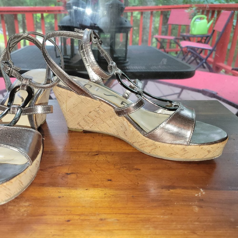 Unisa Metallic Wedge Sandals size 8
